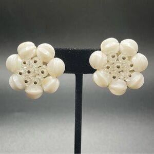 vintage white bead cluster clip on earrings